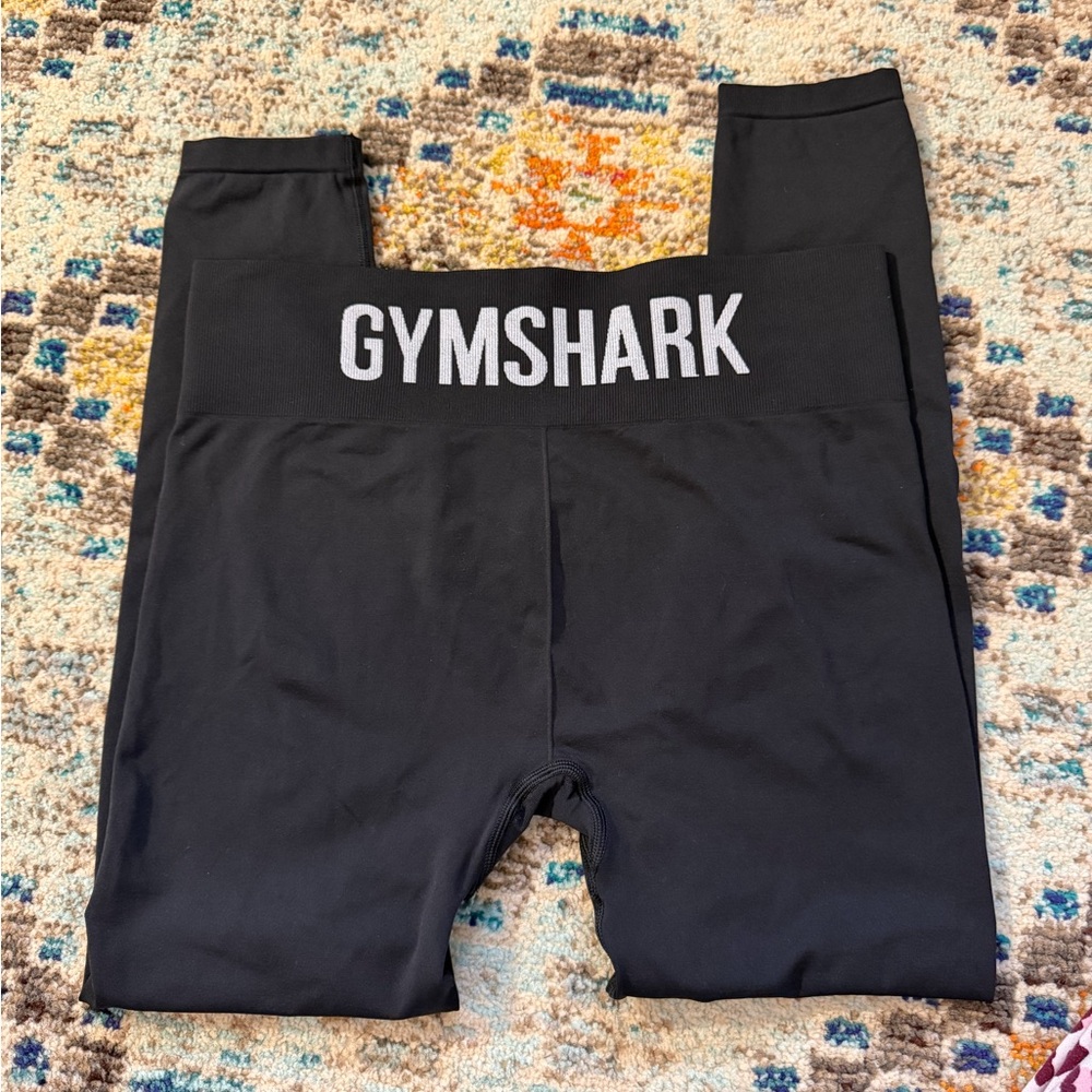 Gymshark Black leggings - Picture 2 of 4